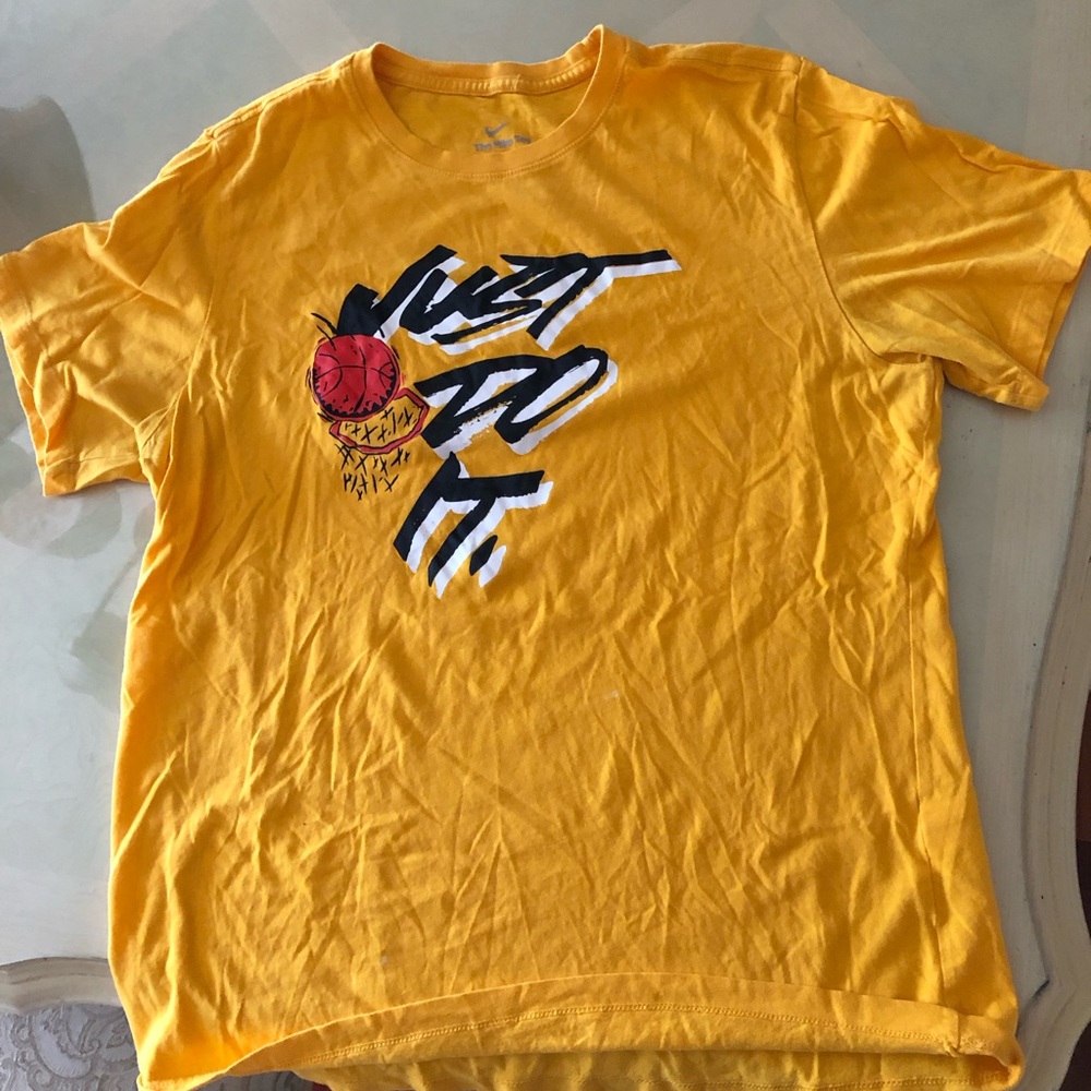 Nike Yellow Short-Sleeve 'Just Do It' Graphic Tee
